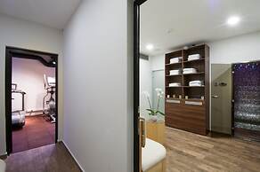 Best Western Premier Natalija Residence