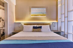 Carine Hotel Delfin