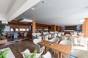 Carine Hotel Delfin