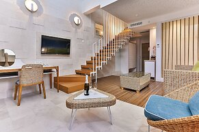 Carine Hotel Park