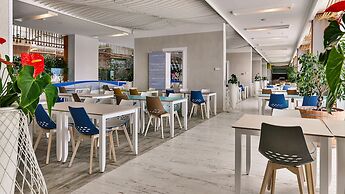 Carine Hotel Park