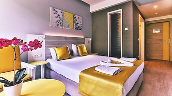Carine Hotel Park
