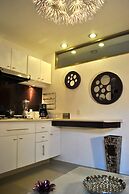 Business Suites SG