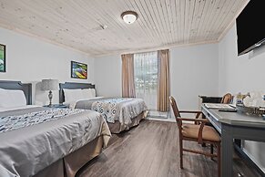 Edge of the Avalon Inn