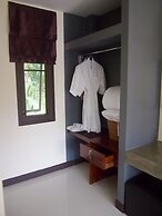 At Bangsak Resort