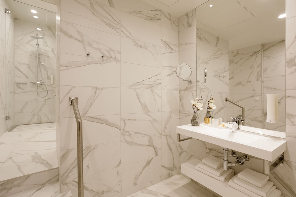 Centennial Nexus Hotel Tallinn