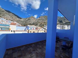 Puerta Azul