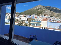 Puerta Azul