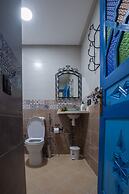 Puerta Azul
