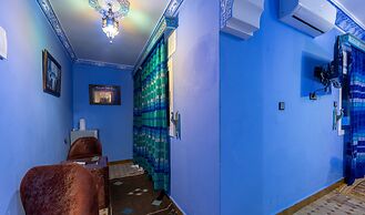 Puerta Azul
