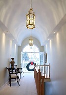 The White House Boutique Bed & Breakfast