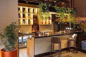 Holiday Inn Bengaluru Racecourse by IHG