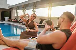 Centro Waha by Rotana