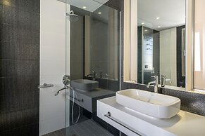 Apollo Hotel I