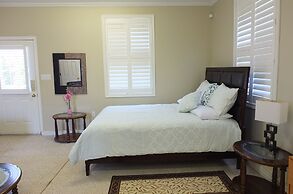 Bluewaters Retreat Bachelor Unit