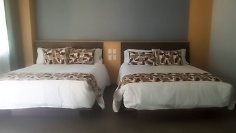 La Esmeralda en el Encanto Hotel Petit