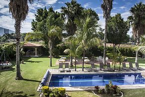 La Esmeralda en el Encanto Hotel Petit