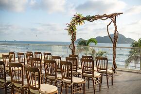 DoubleTree by Hilton Mazatlan