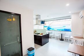 Blue Summer Hotel