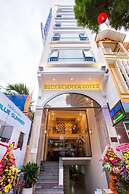 Blue Summer Hotel