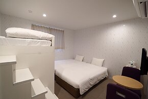 CVS Bay Hotel Annex