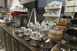 Sky Lux Hotel & Spa