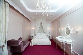 Sky Lux Hotel & Spa