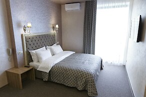 Sky Lux Hotel & Spa