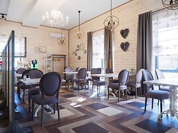 Sky Lux Hotel & Spa