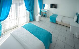 Bora Hotel