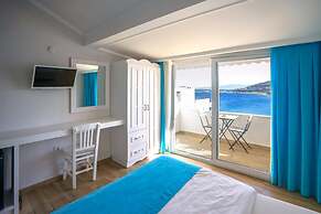 Bora Hotel