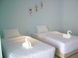Lake Scene Resort