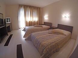 Hotel Prestige