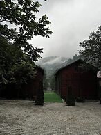 Tanura Bungalows