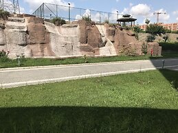 Arma Apartments