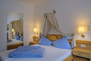 Flora - Das kleine Gartenhotel