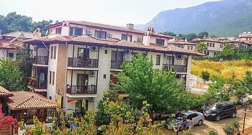 Santo Akyaka Home