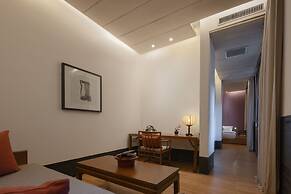 Jing's Residence