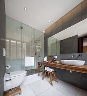 Jing's Residence
