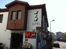 Ala Hotel