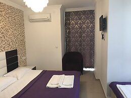 Ala Hotel