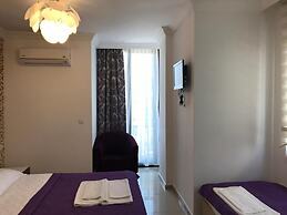 Ala Hotel