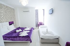 Ala Hotel
