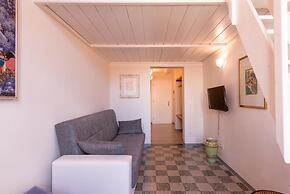 Paravia Suite