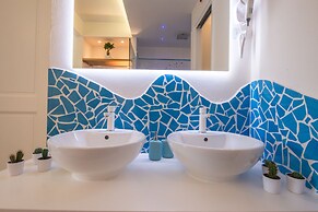 Paravia Suite