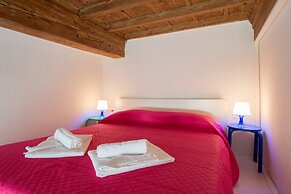 Paravia Suite