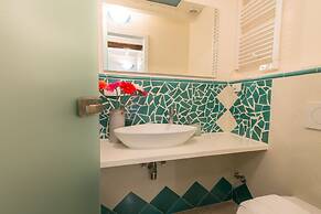 Paravia Suite