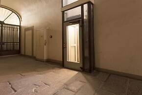 Paravia Suite