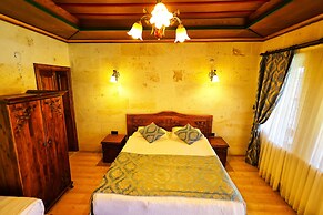 Empire Cave Hotel