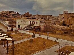 Empire Cave Hotel